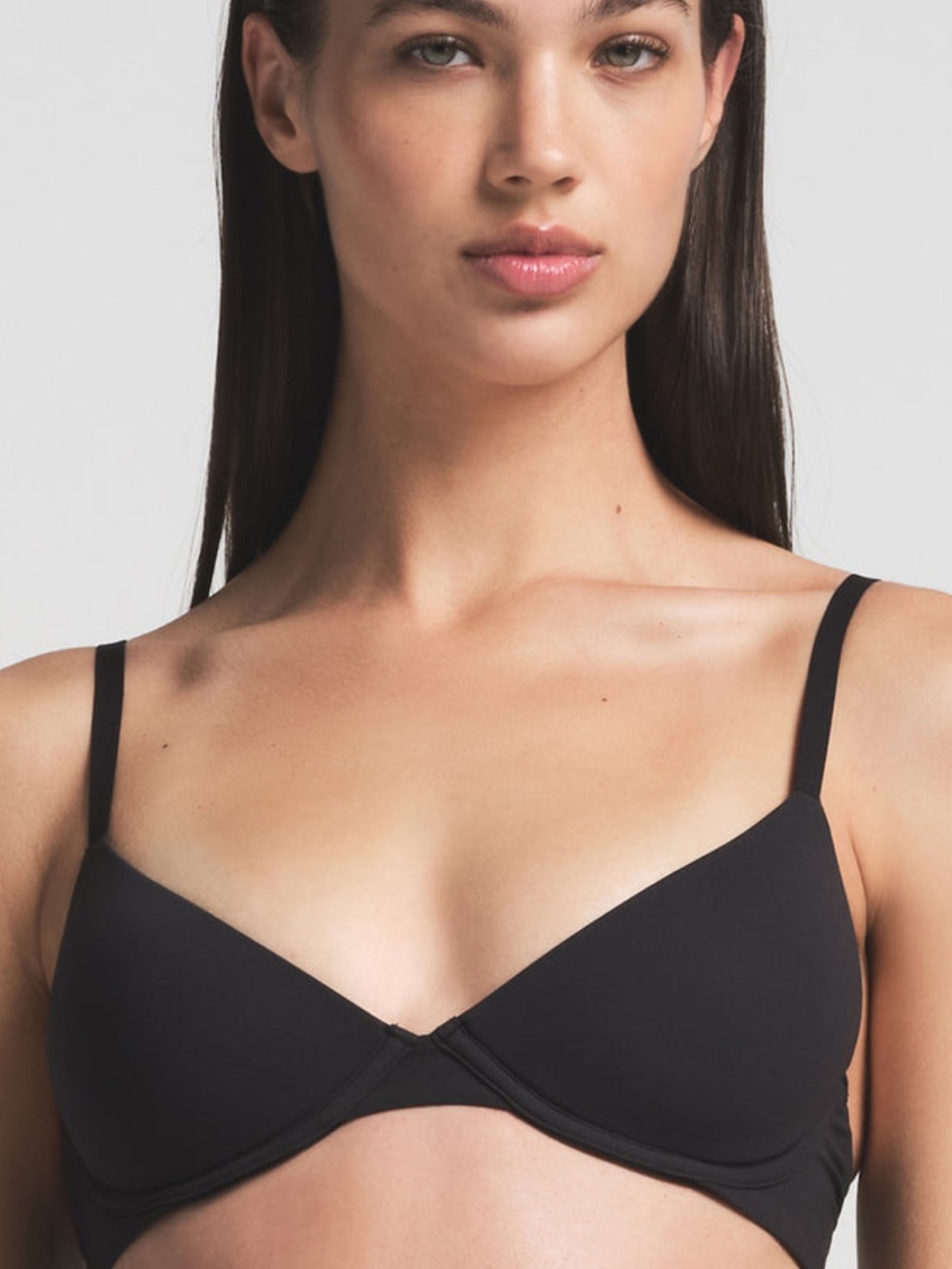Skims Fits Everybody Plunge Bra, 40B